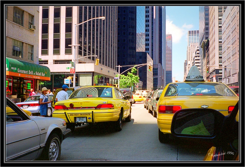 001s V19960623 NEW YORK-AVENUE OF THE AMERICAS (6th Ave)